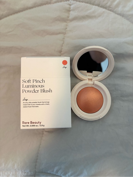 Rare Beauty Other - Rare Beauty Soft Pinch Luminous Powder Blush - Joy (Peach Coral)
